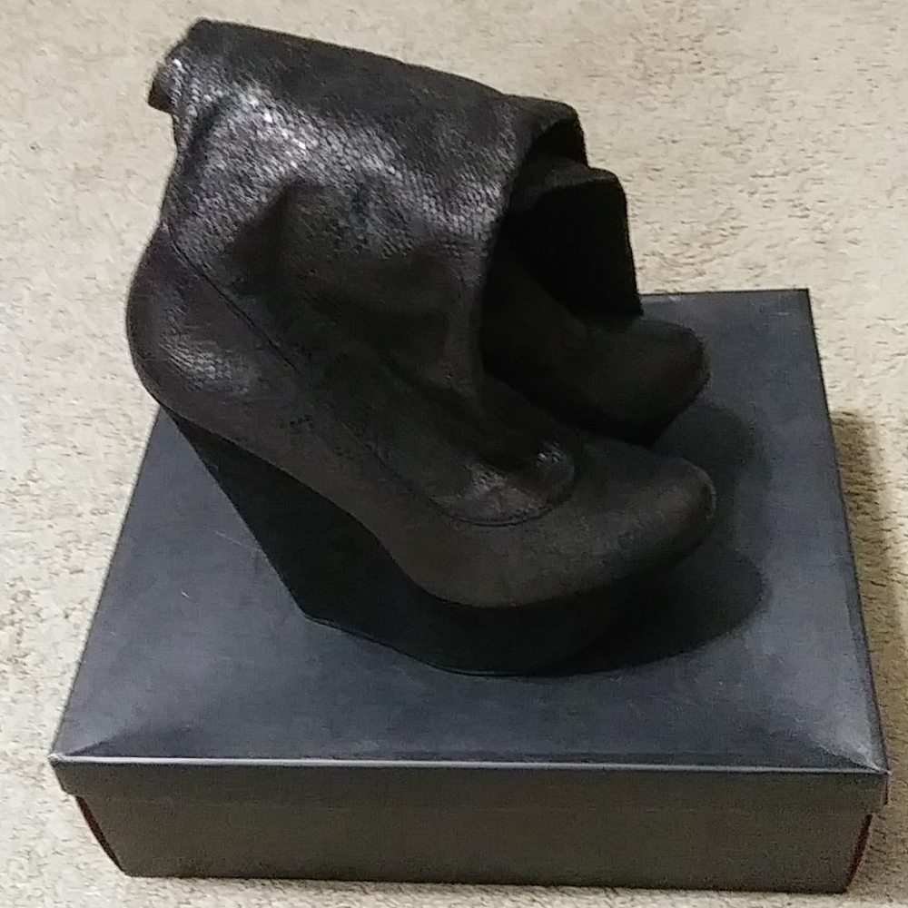 "LIKE NEW" snake print over the knee wedge Lily